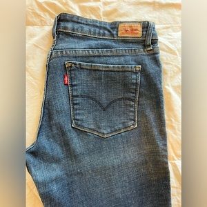 Levi jeans 8M